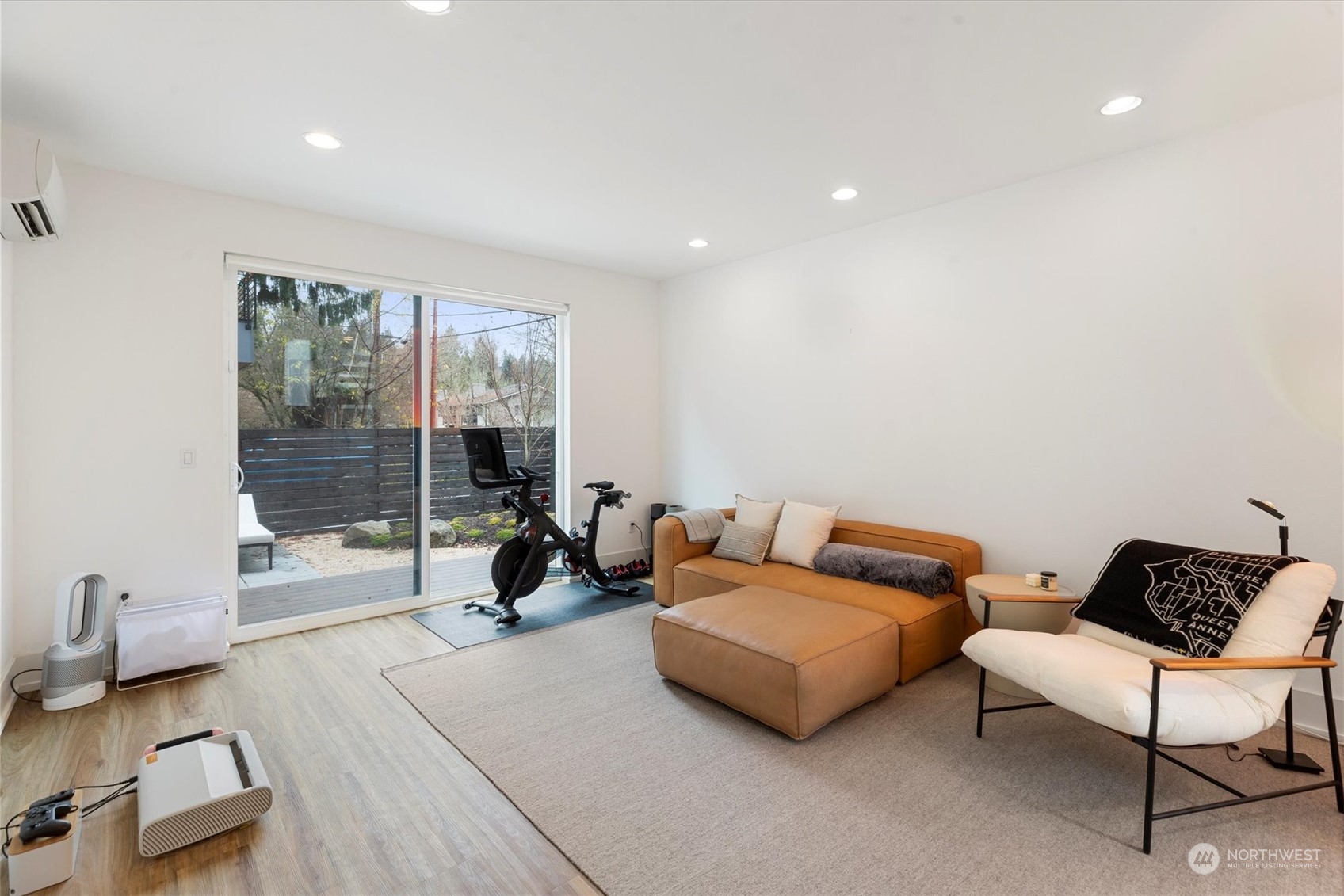 375 3rd Place Northwest Issaquah, WA 98027 - Photo 15 of 24 a living room with furniture and a large window