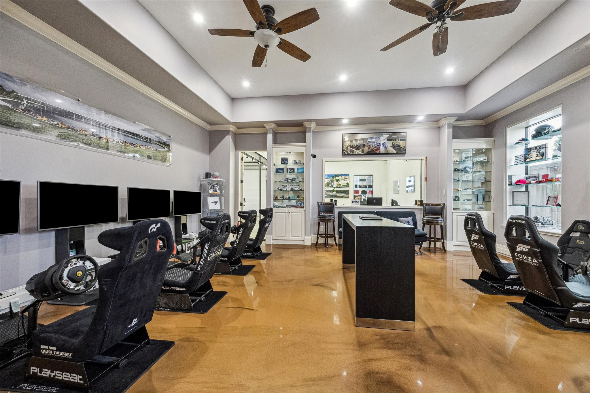 4119 Allen Street Houston, TX 77007 - Photo 10 of 49 a living room with furniture