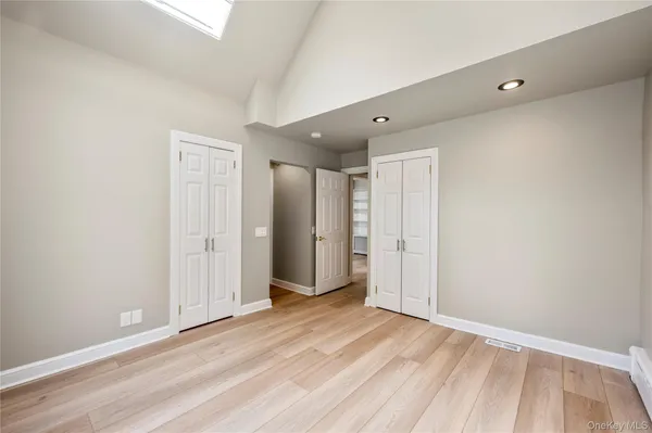 $4,300 | 20 Oldwood Road South, Unit 1, Port Washington, NY 11050