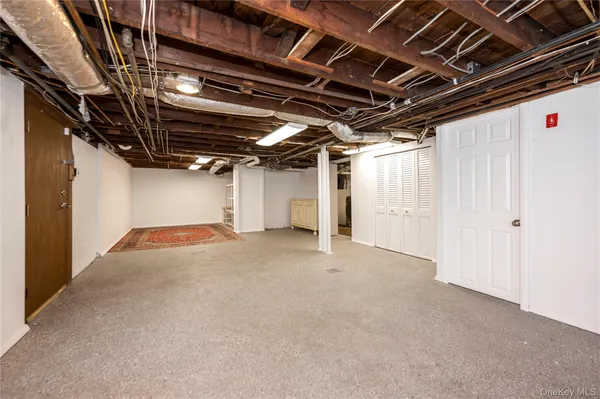 $4,300 | 20 Oldwood Road South, Unit 1, Port Washington, NY 11050