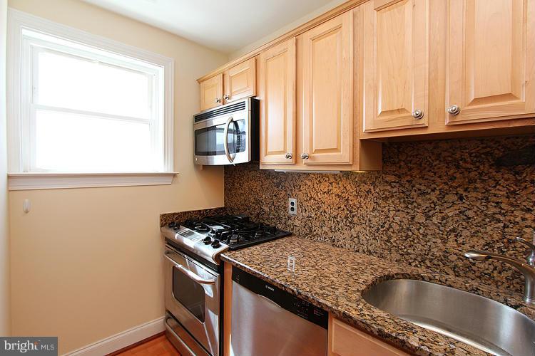 1500 Eaton Road Southeast, Unit 301 Washington, DC 20020 - Photo 10 of 16 Kitchen
