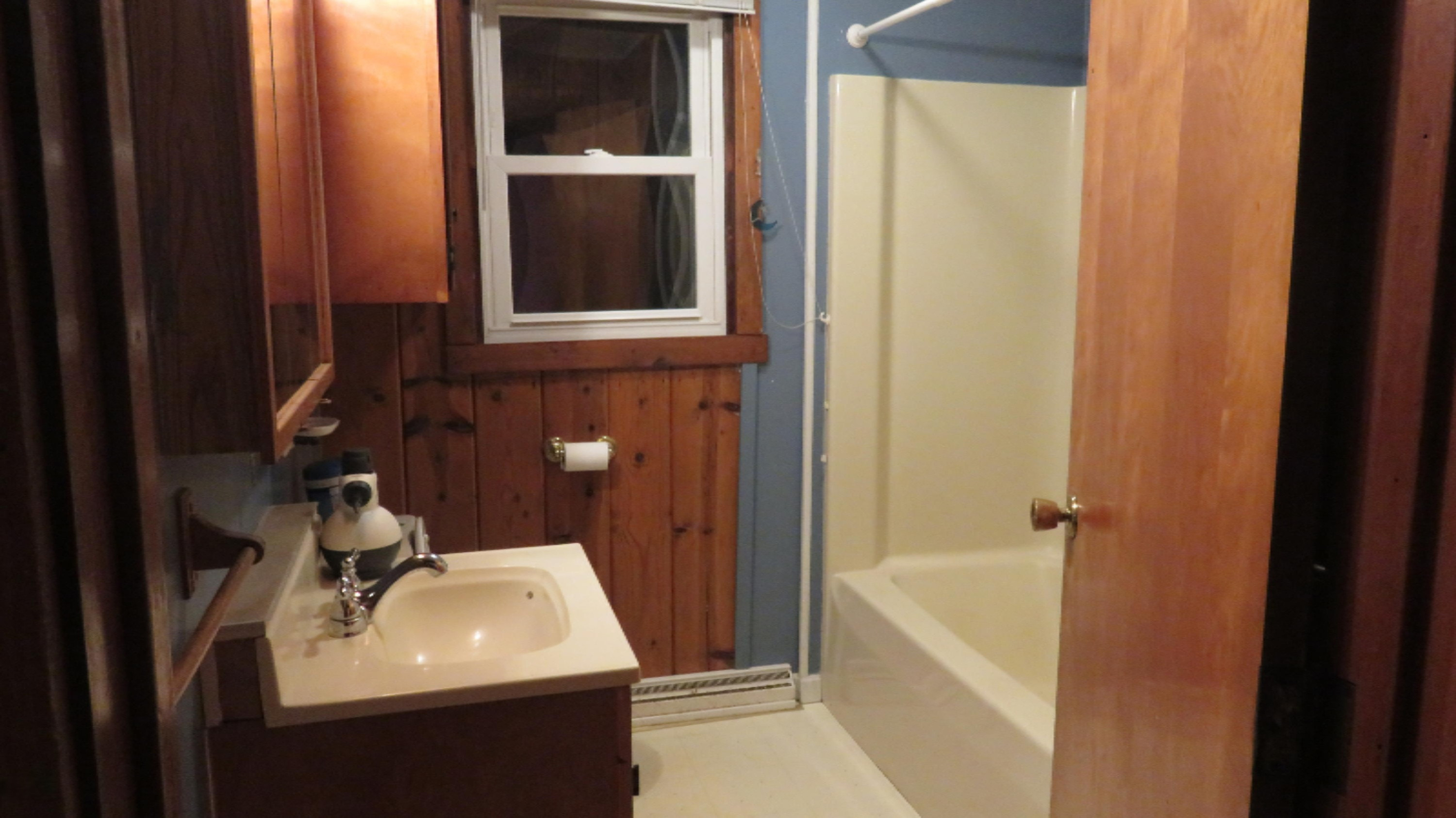 3396 Riverside Road Benton Harbor, MI 49022 - Photo 10 of 21 IMG_1860