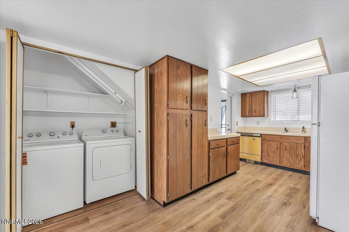 1291 Rayburn Drive Reno, NV 89503 - Photo 12 of 49 Laundry