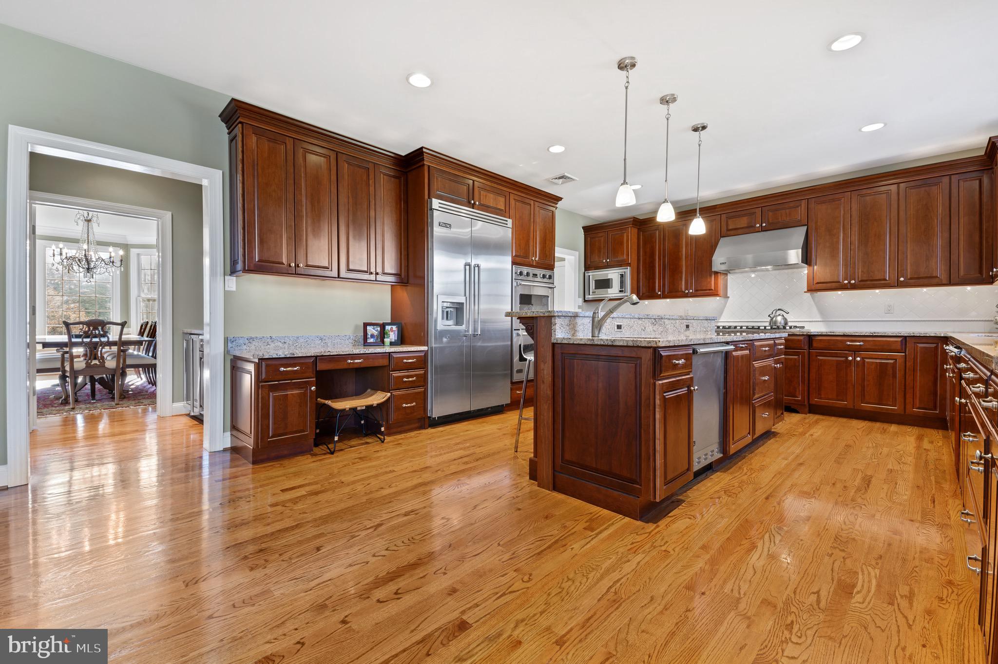 333 Exeter Road Devon, PA 19333 - Photo 9 of 39 Island seating plus built-in desk area