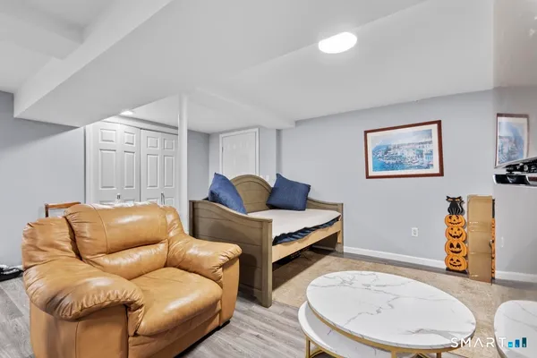 $415,000 | 15 Spread Oak Lane, Waterbury, CT 06704