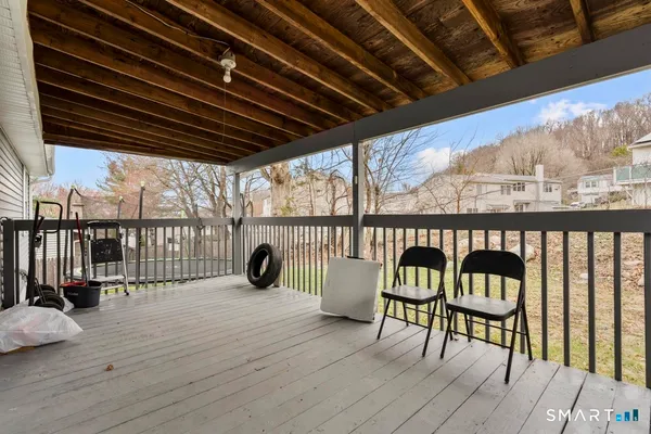 $415,000 | 15 Spread Oak Lane, Waterbury, CT 06704