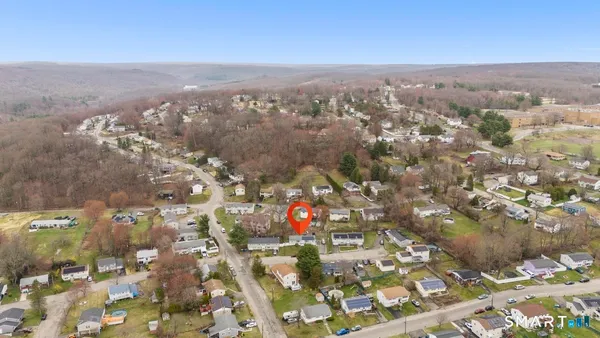 $415,000 | 15 Spread Oak Lane, Waterbury, CT 06704