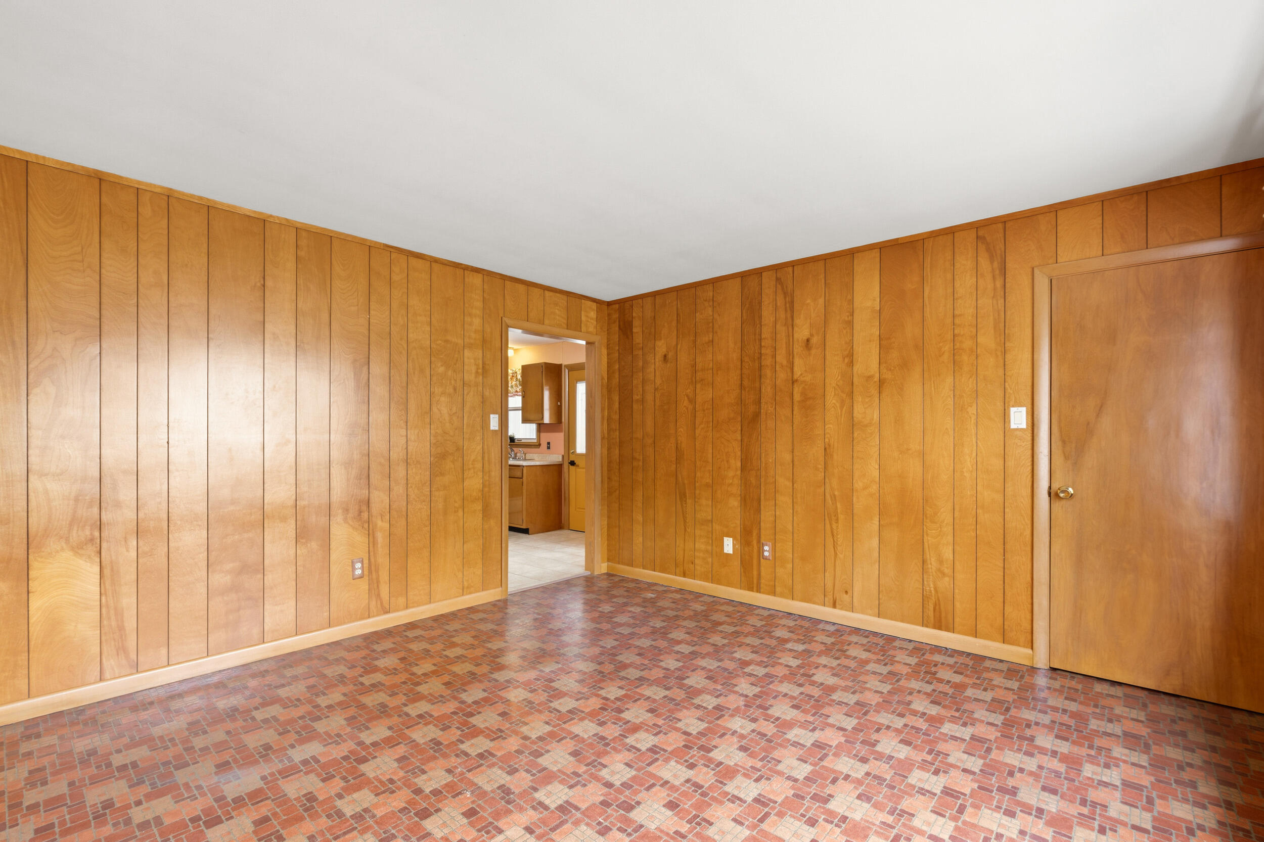 47 Stevens Street Lewiston, ME 04240 - Photo 18 of 29 47 stevens st lewiston_007