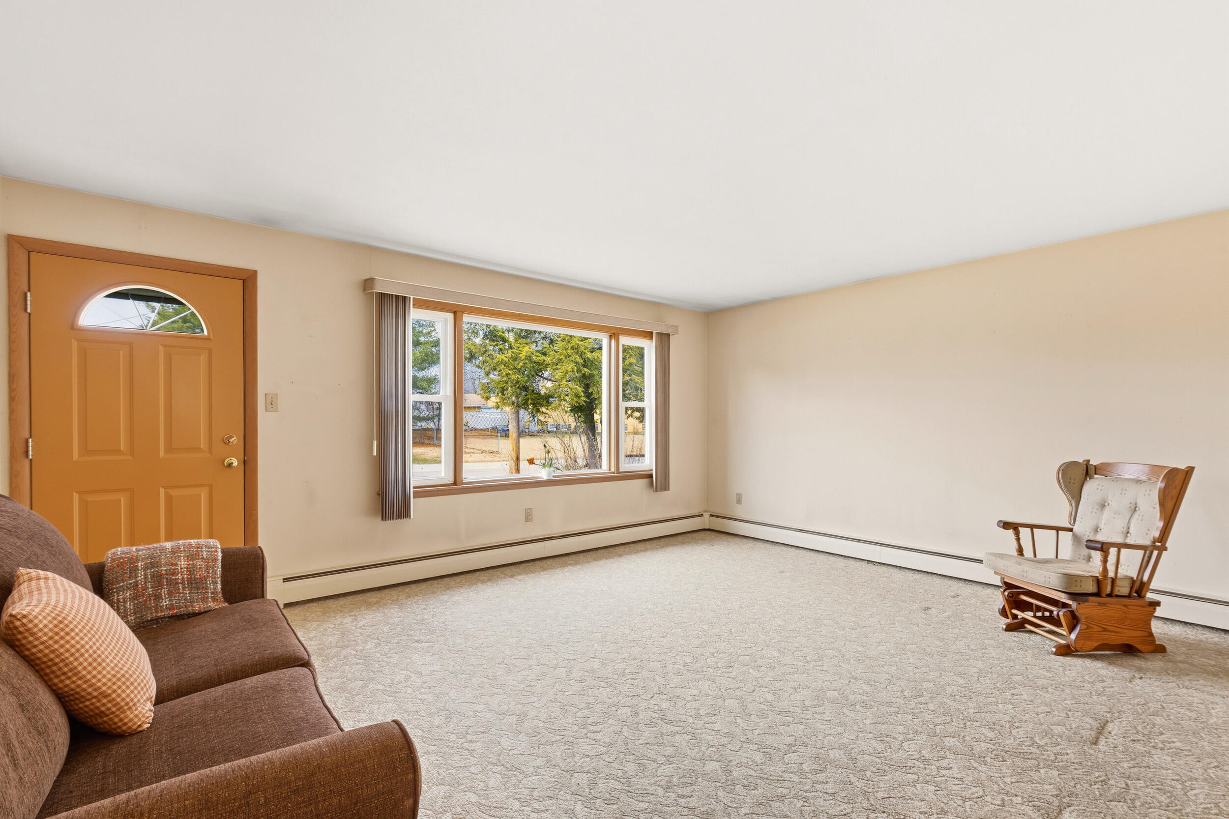 47 Stevens Street Lewiston, ME 04240 - Photo 9 of 29 47 stevens st lewiston_008