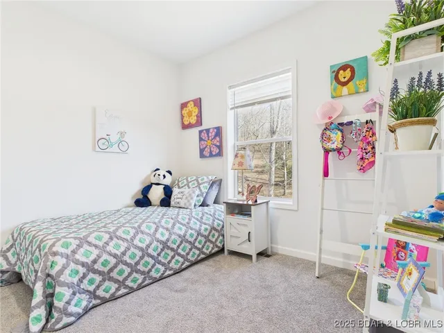 $249,500 | 100 Mayerling Drive, Laurie, MO 65037