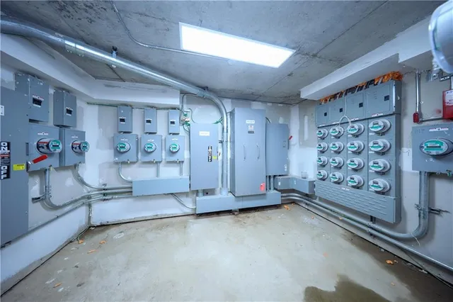 $19,999,999 | 16502 Sanford Avenue | Flushing