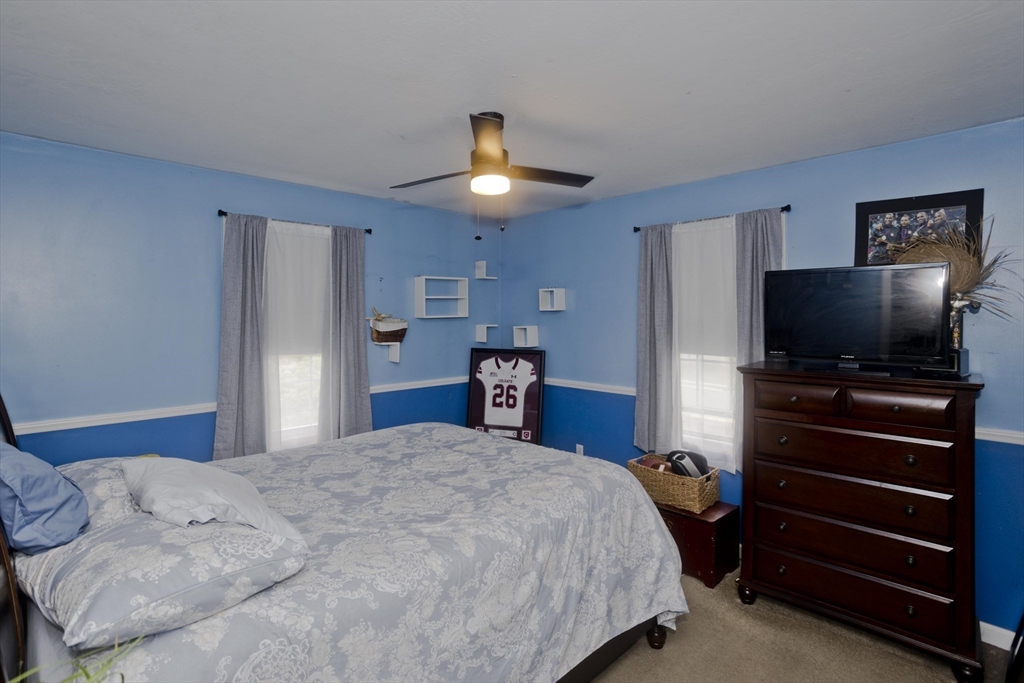 679 Parker Street Springfield, MA 01129 - Photo 34 of 41