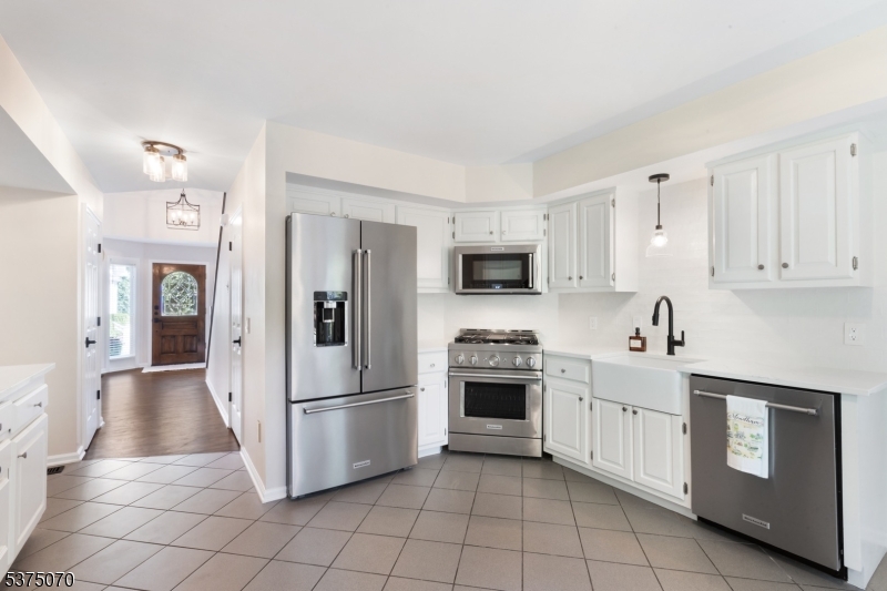 26 West Main Street Mendham, NJ 07945 - Photo 11 of 31