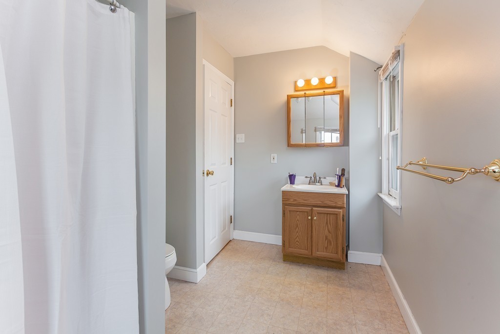 95 Turner Road Scituate, MA 02066 - Photo 16 of 26