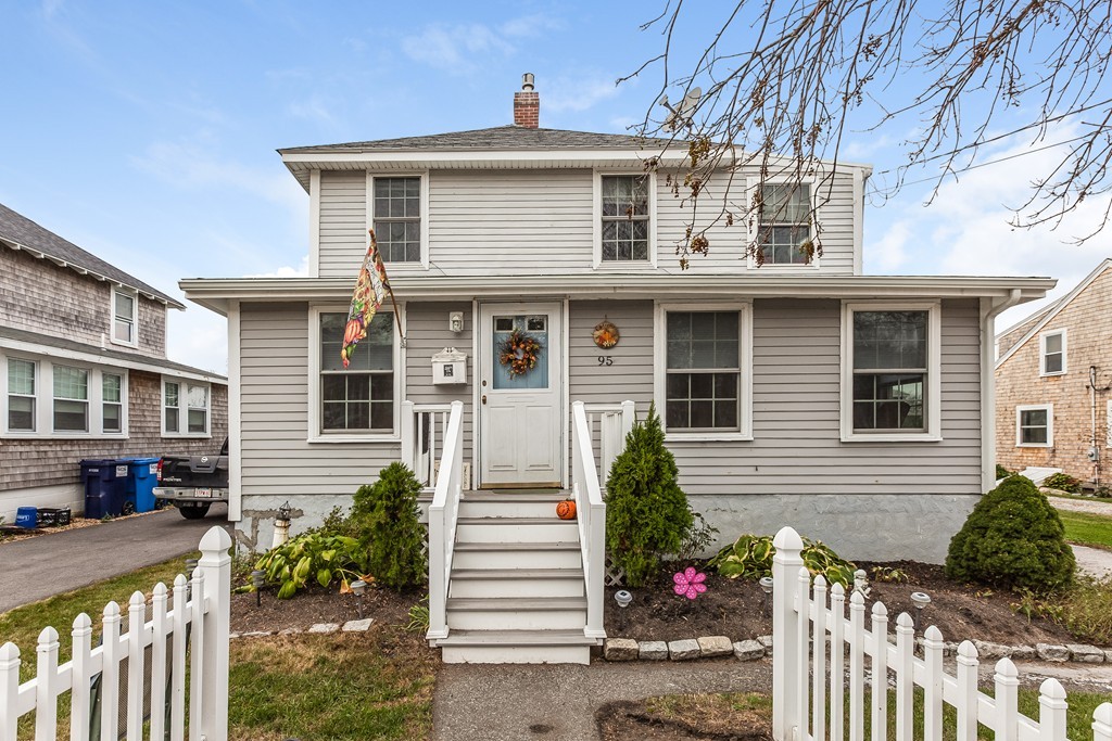 95 Turner Road Scituate, MA 02066 - Photo 2 of 26