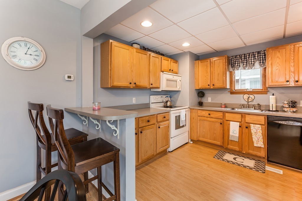 95 Turner Road Scituate, MA 02066 - Photo 9 of 26