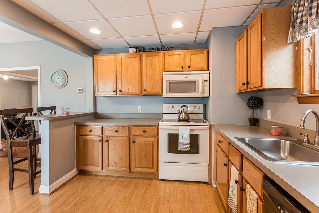 95 Turner Road Scituate, MA 02066 - Photo 10 of 26