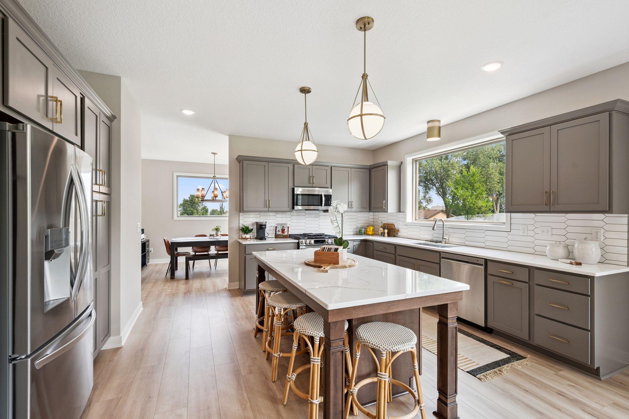 2075 Brookview Street Shakopee, MN 55379 - Photo 7 of 22