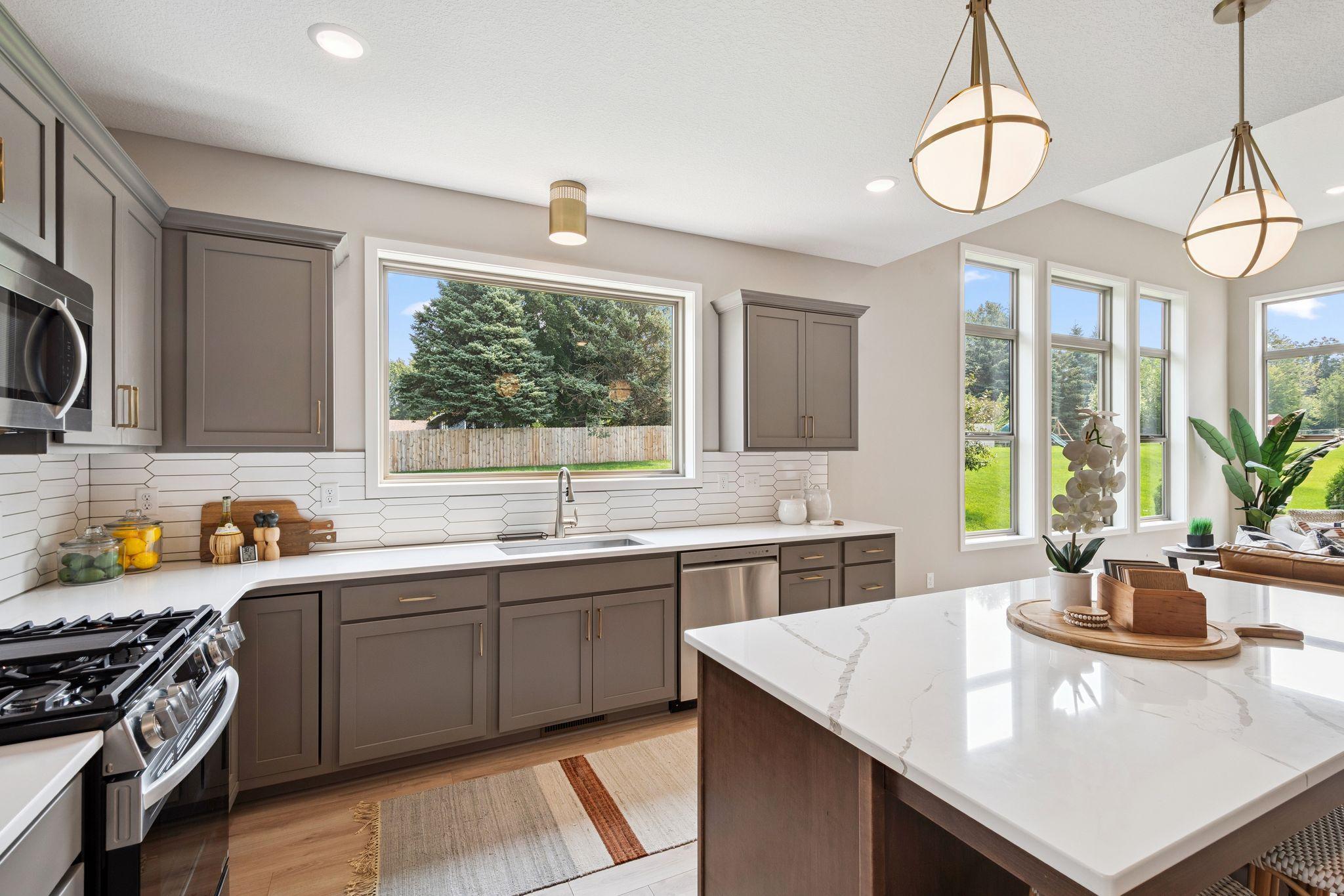 2075 Brookview Street Shakopee, MN 55379 - Photo 9 of 22