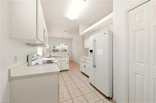 $2,700 | 10707 Pearl Bay Circle, Estero, FL 33928