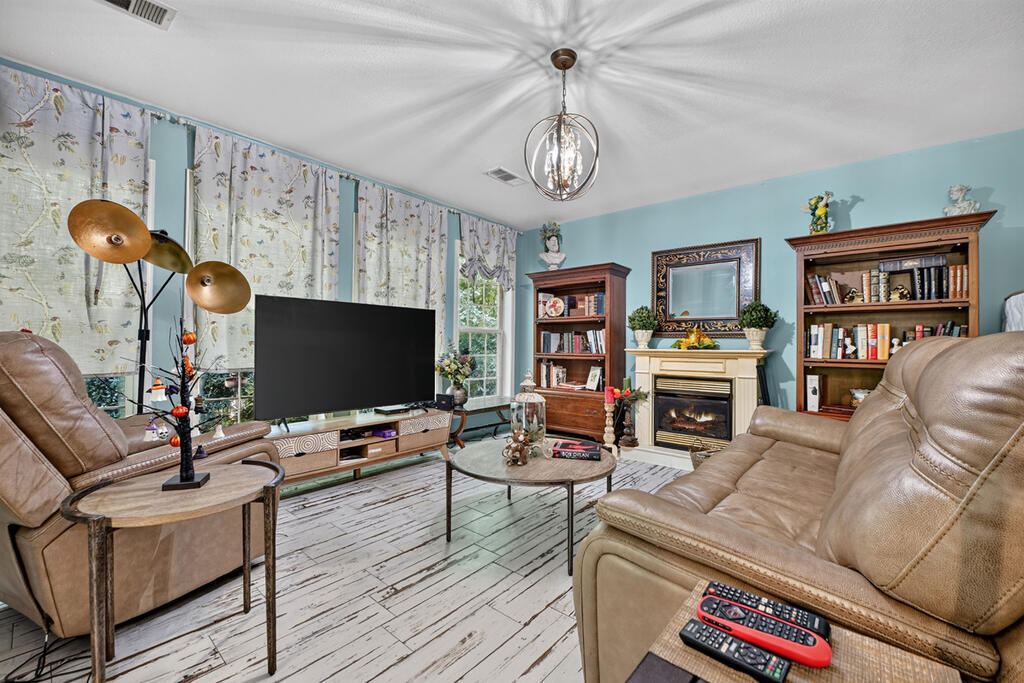 55 Westward Lane Blue Ridge, GA 30513 - Photo 4 of 30 Gallery Image 4
