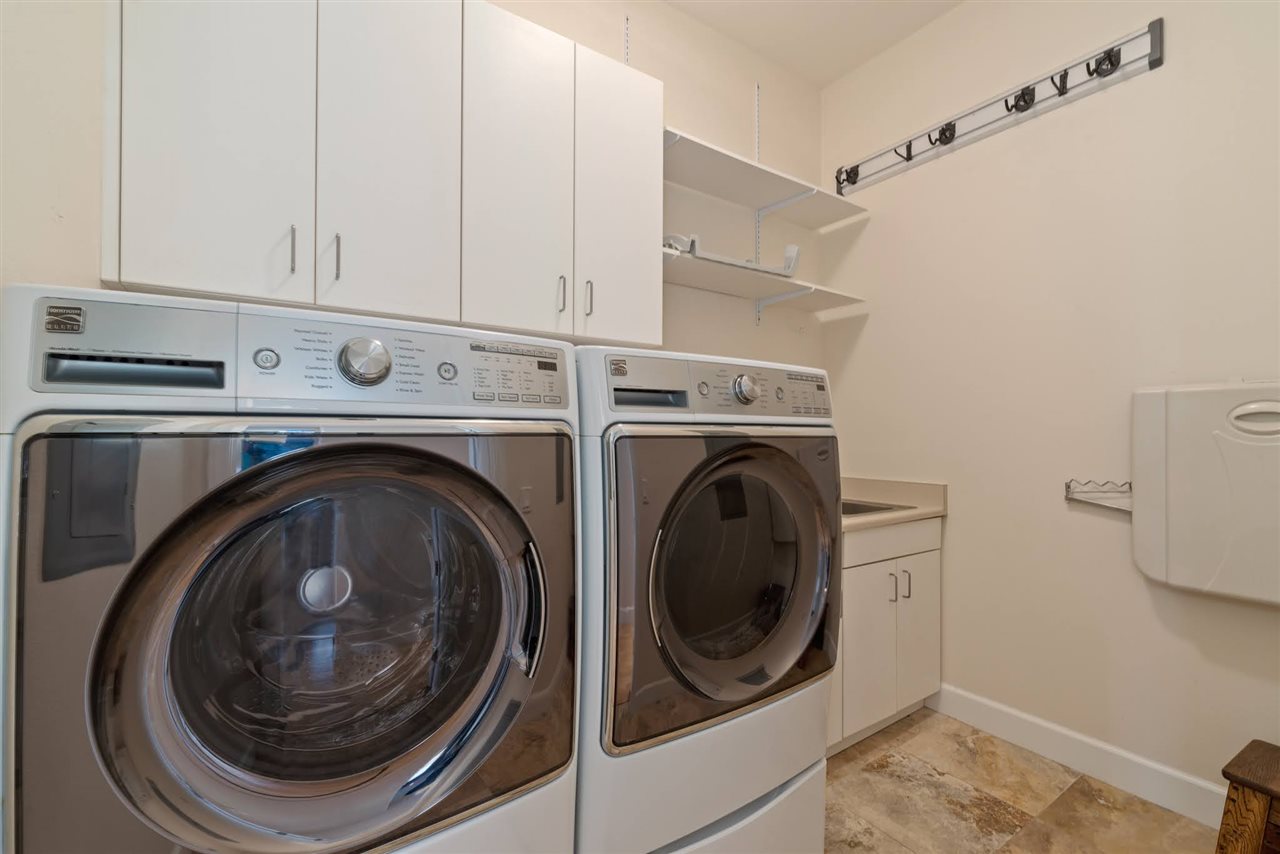 620 Mapuana Place Wailuku, HI 96793 - Photo 22 of 30 a utility room with dryer and washer