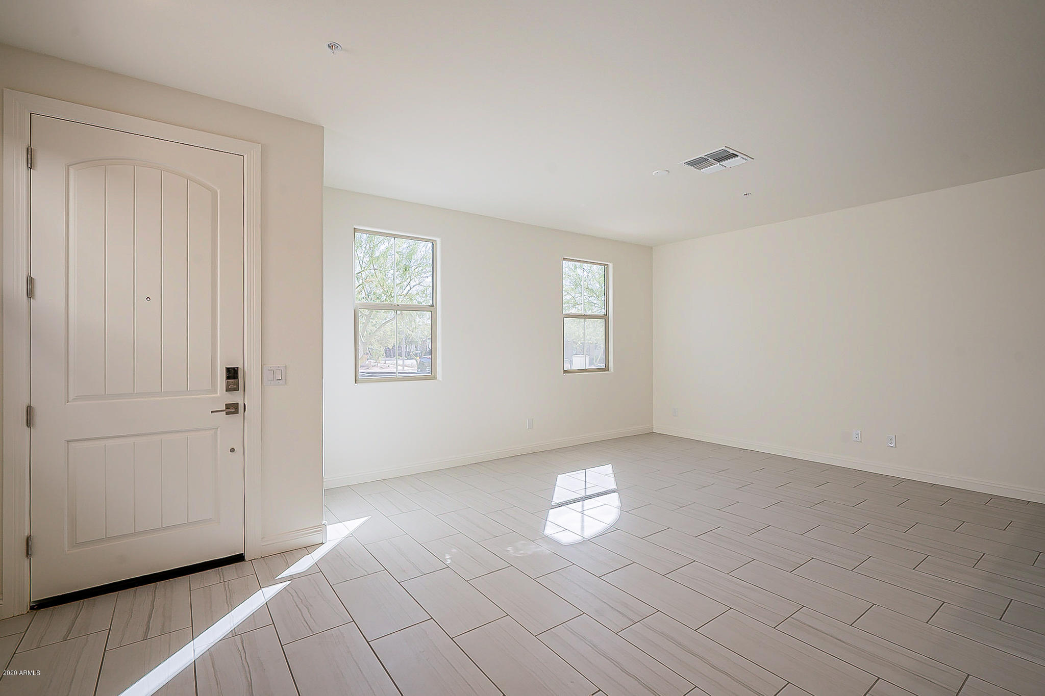 20868 West Thomas Road Buckeye, AZ 85396 - Photo 8 of 69 Thomas-8