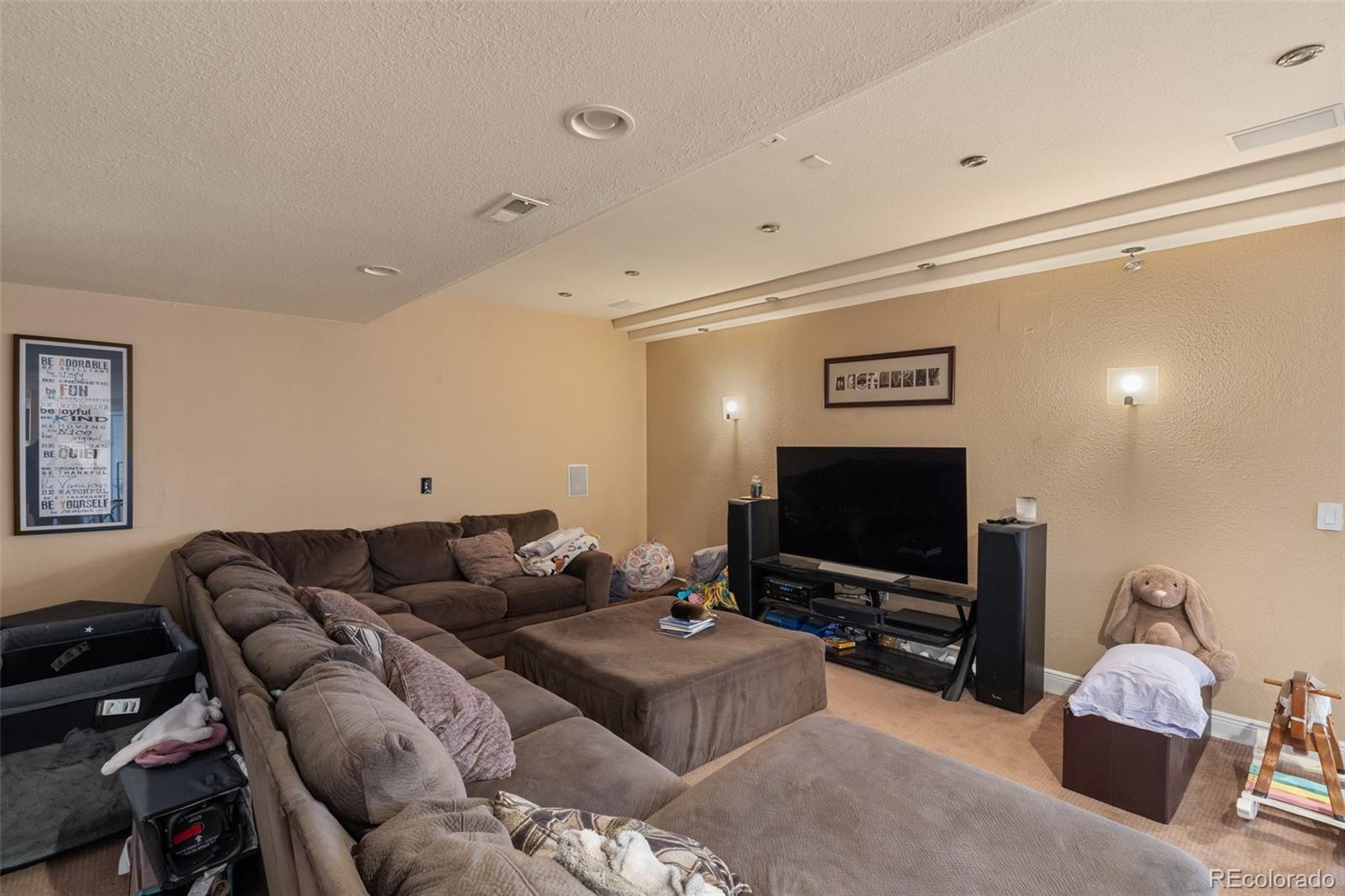 10764 Glengate Circle Highlands Ranch, CO 80130 - Photo 34 of 38 Gallery Image 34