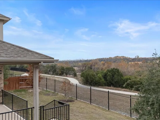 $590,000 | 204 Mystic Cyn Lane, Georgetown, TX 78628