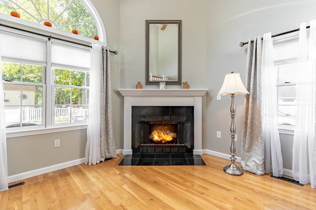 30 Sandra Road Peabody, MA 01960 - Photo 6 of 37 Gallery Image 6