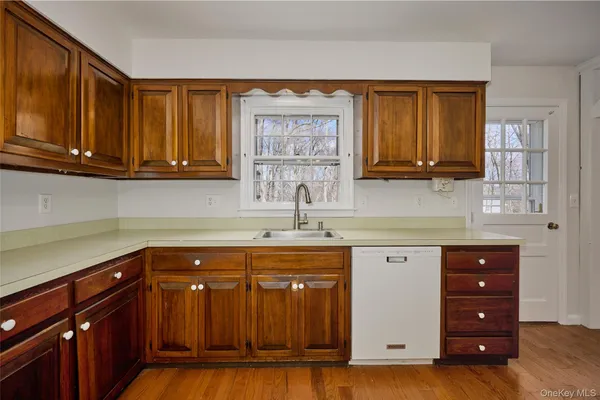 $585,000 | 78 Miller Hill Drive, LaGrangeville, NY 12540