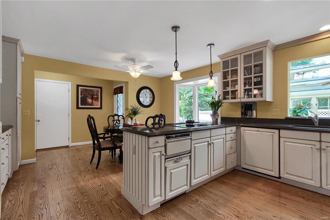 1253 Dougherty Ferry Road St. Louis, MO 63122 - Photo 14 of 35