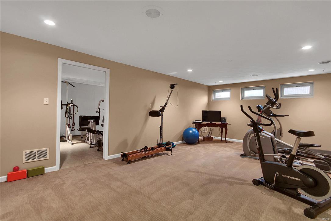 1253 Dougherty Ferry Road St. Louis, MO 63122 - Photo 28 of 35