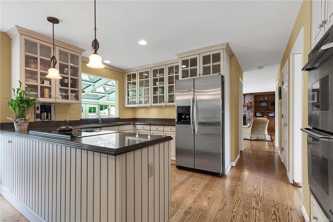 1253 Dougherty Ferry Road St. Louis, MO 63122 - Photo 4 of 35