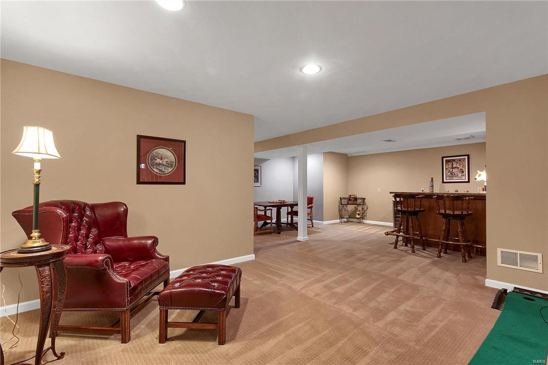 1253 Dougherty Ferry Road St. Louis, MO 63122 - Photo 8 of 35