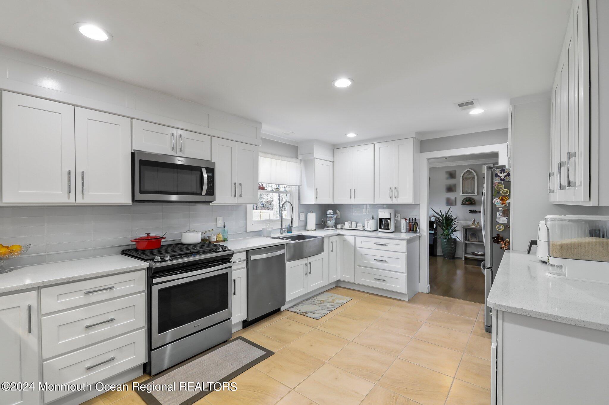 20 Frank Applegate Road Jackson, NJ 08527 - Photo 5 of 58 31-web-or-mls-5W5A5142