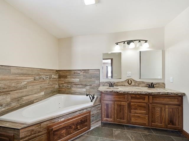 7623 County Rd V Marshfield, WI 54449 - Photo 17 of 52