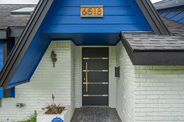 a view of a door of the house