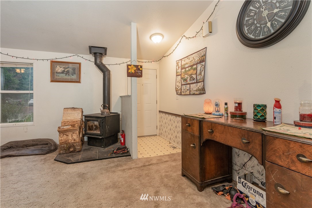112 Falls Road Randle, WA 98377 - Photo 6 of 22 Gallery Image 6