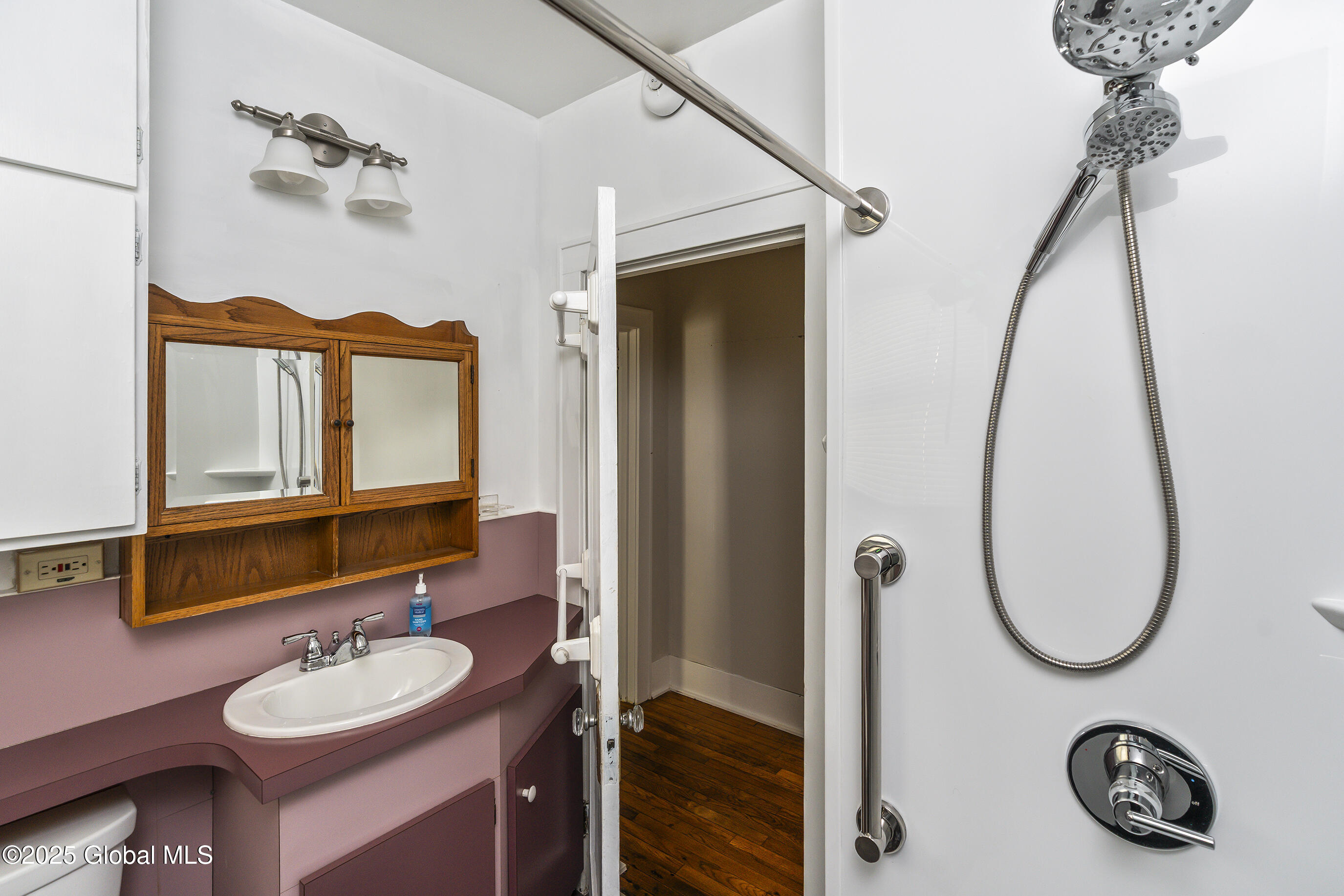 199 Krumkill Road Bethlehem, NY 12159 - Photo 19 of 22 019-199-Krumkill-Road