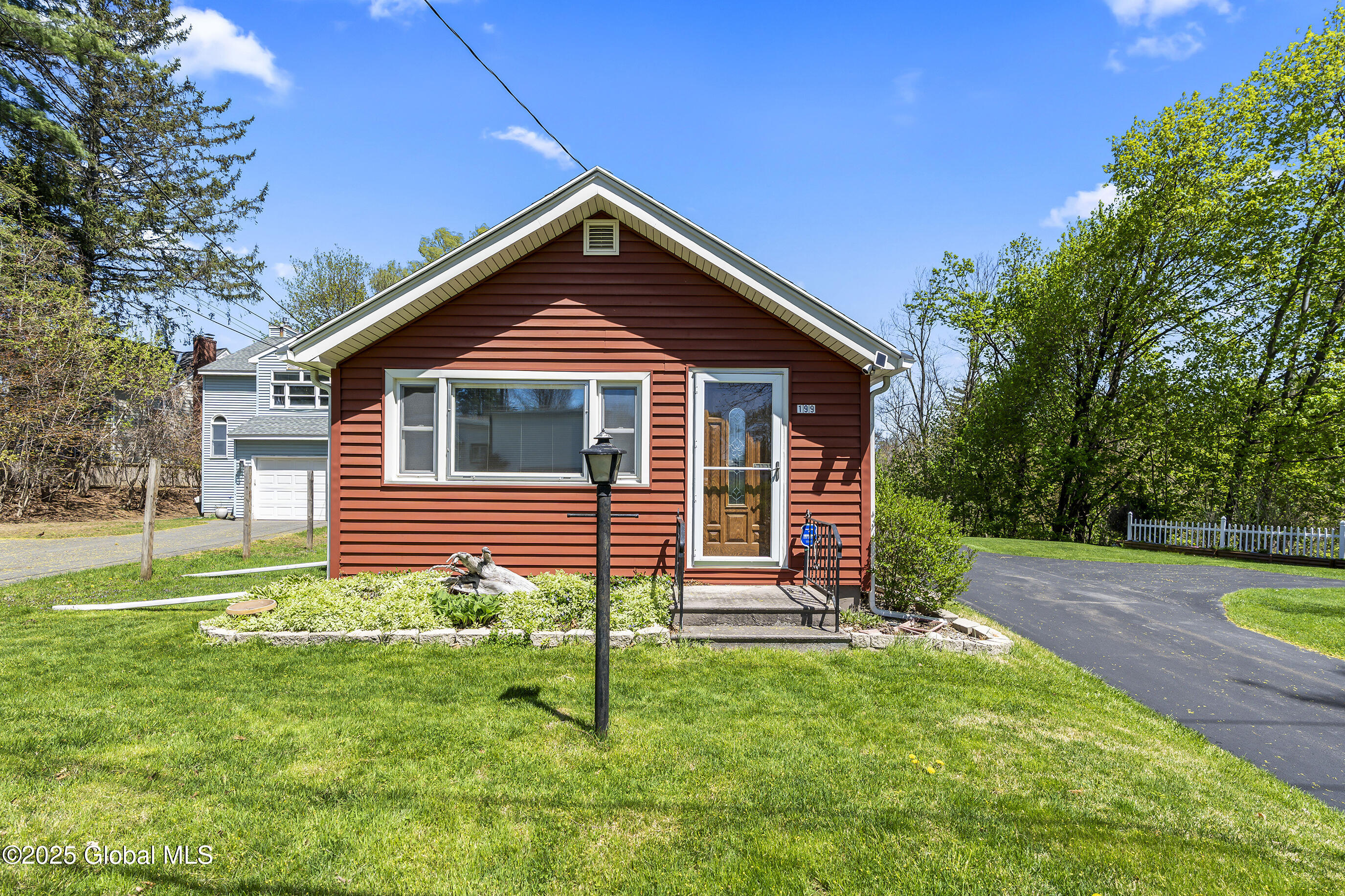 199 Krumkill Road Bethlehem, NY 12159 - Photo 3 of 22 003-199-Krumkill-Road