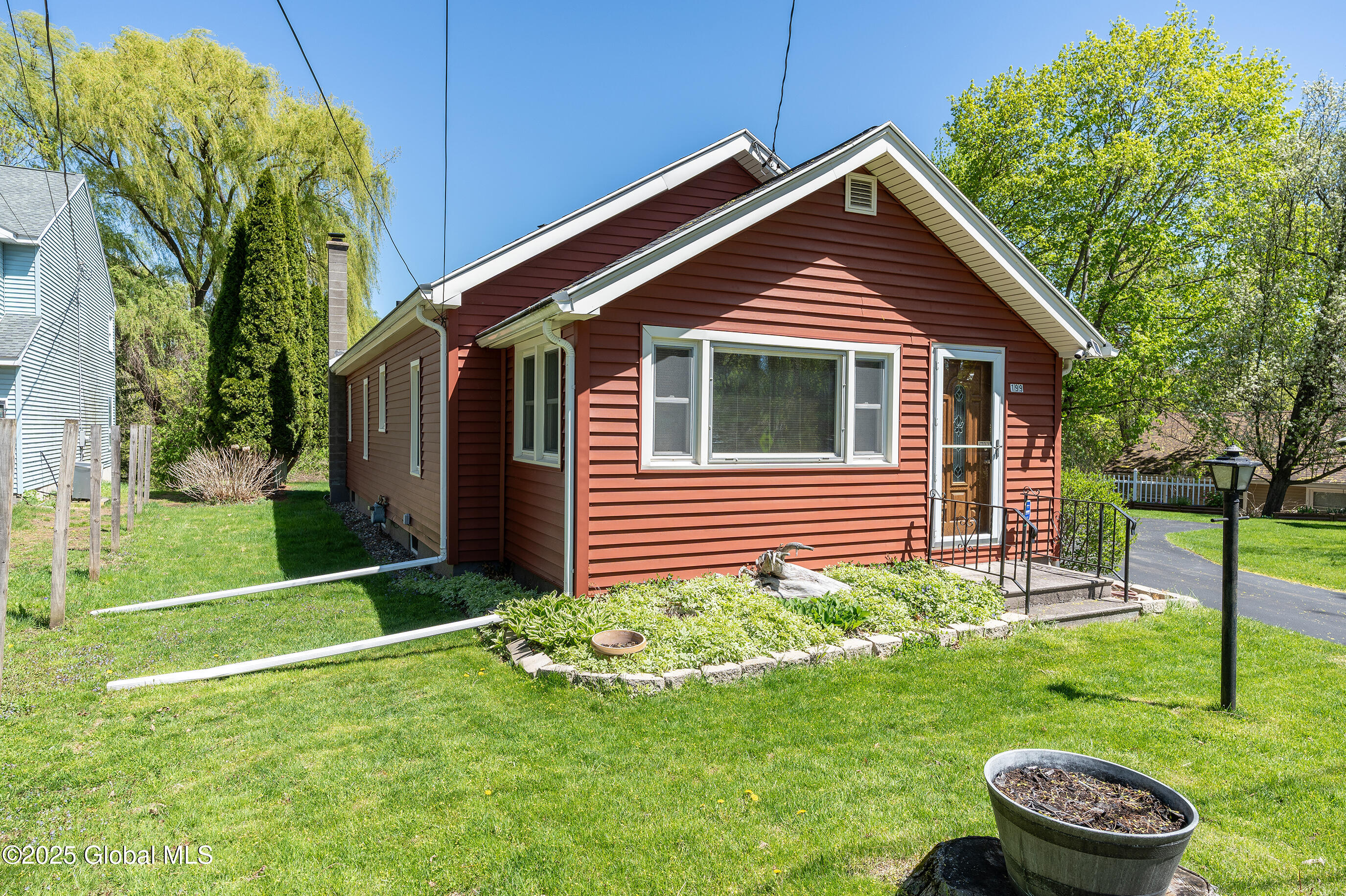 199 Krumkill Road Bethlehem, NY 12159 - Photo 5 of 22 005-199-Krumkill-Road