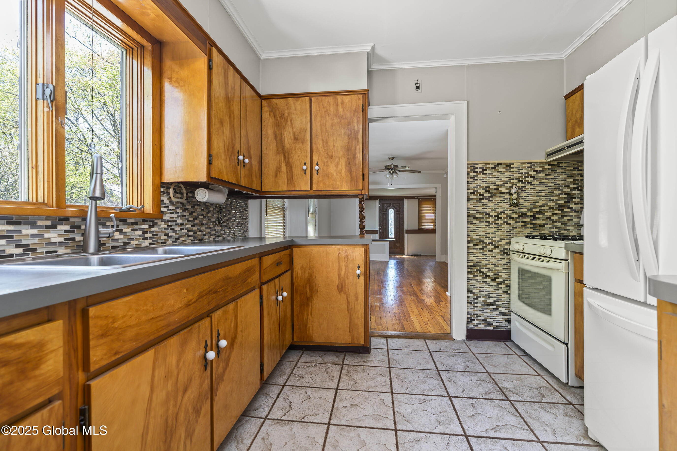 199 Krumkill Road Bethlehem, NY 12159 - Photo 6 of 22 006-199-Krumkill-Road