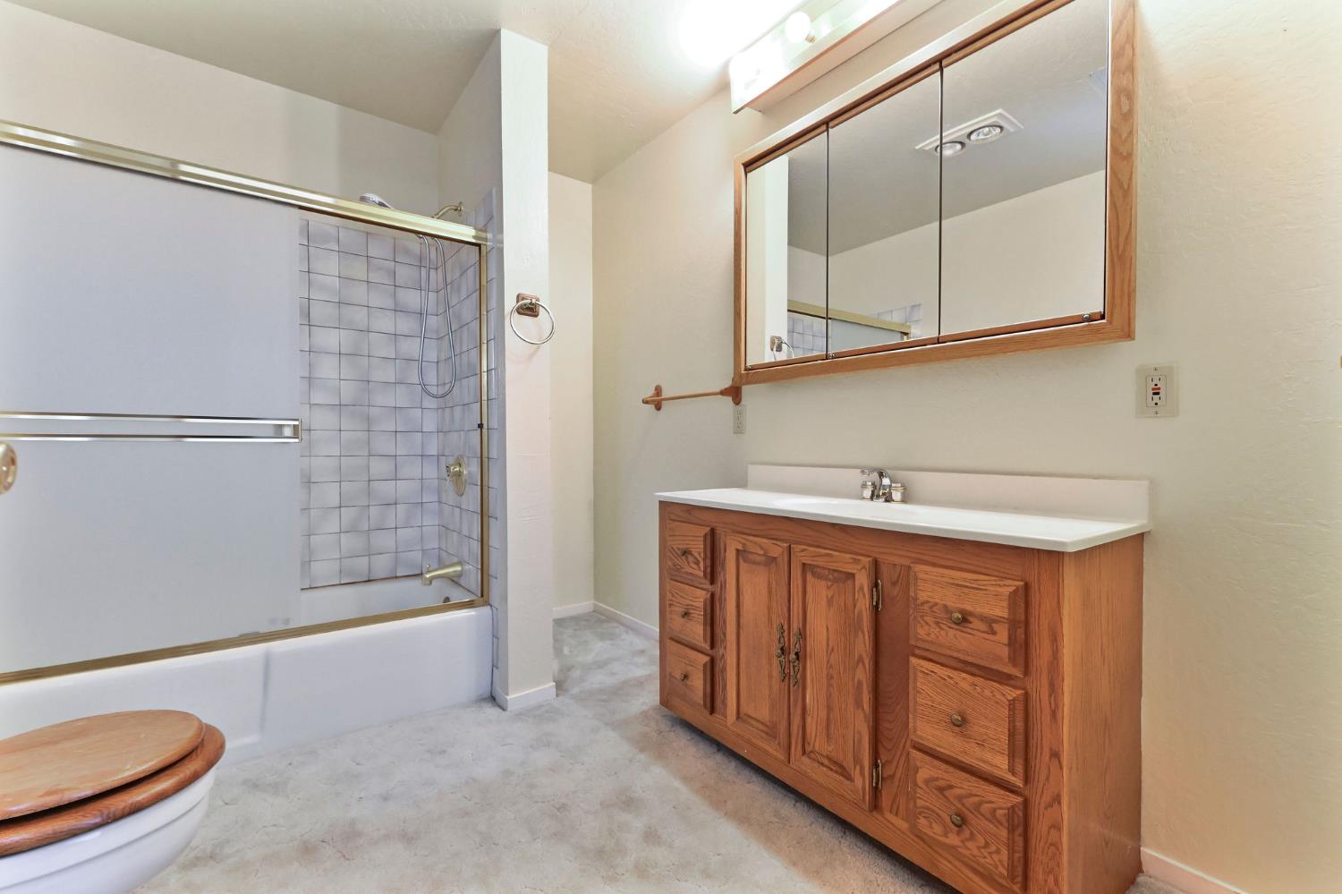 27565 Tiger Creek Road Pioneer, CA 95666 - Photo 17 of 70