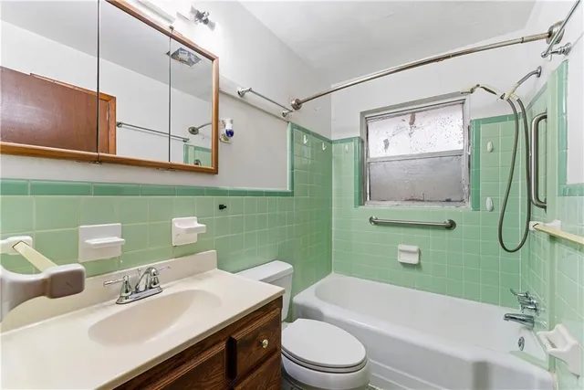 $150,000 | 129 East Mimosa Drive, Jonesboro, GA 30236