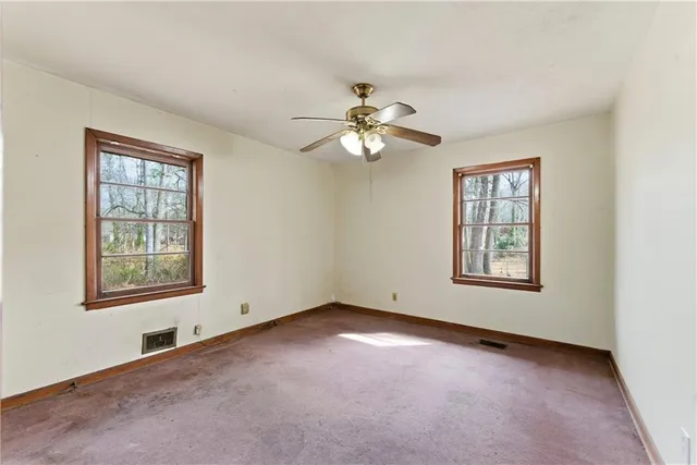 $150,000 | 129 East Mimosa Drive, Jonesboro, GA 30236