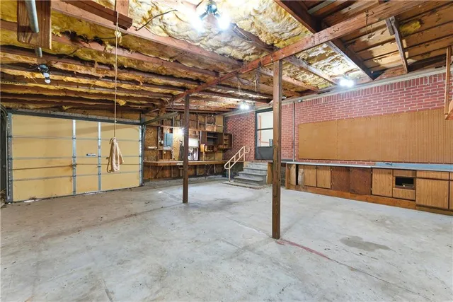 $150,000 | 129 East Mimosa Drive, Jonesboro, GA 30236