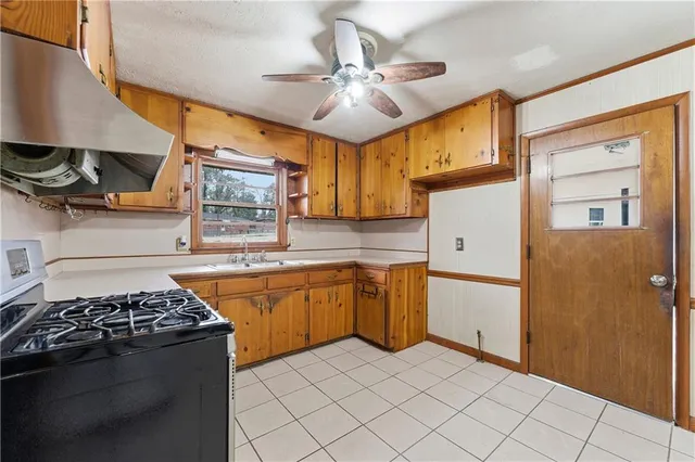 $150,000 | 129 East Mimosa Drive, Jonesboro, GA 30236