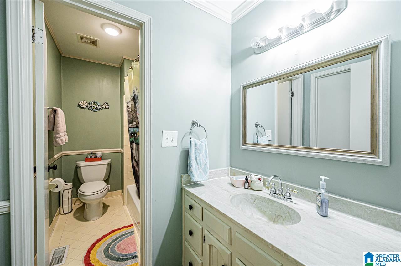 39 Shades Crest Road Birmingham, AL 35226 - Photo 21 of 36