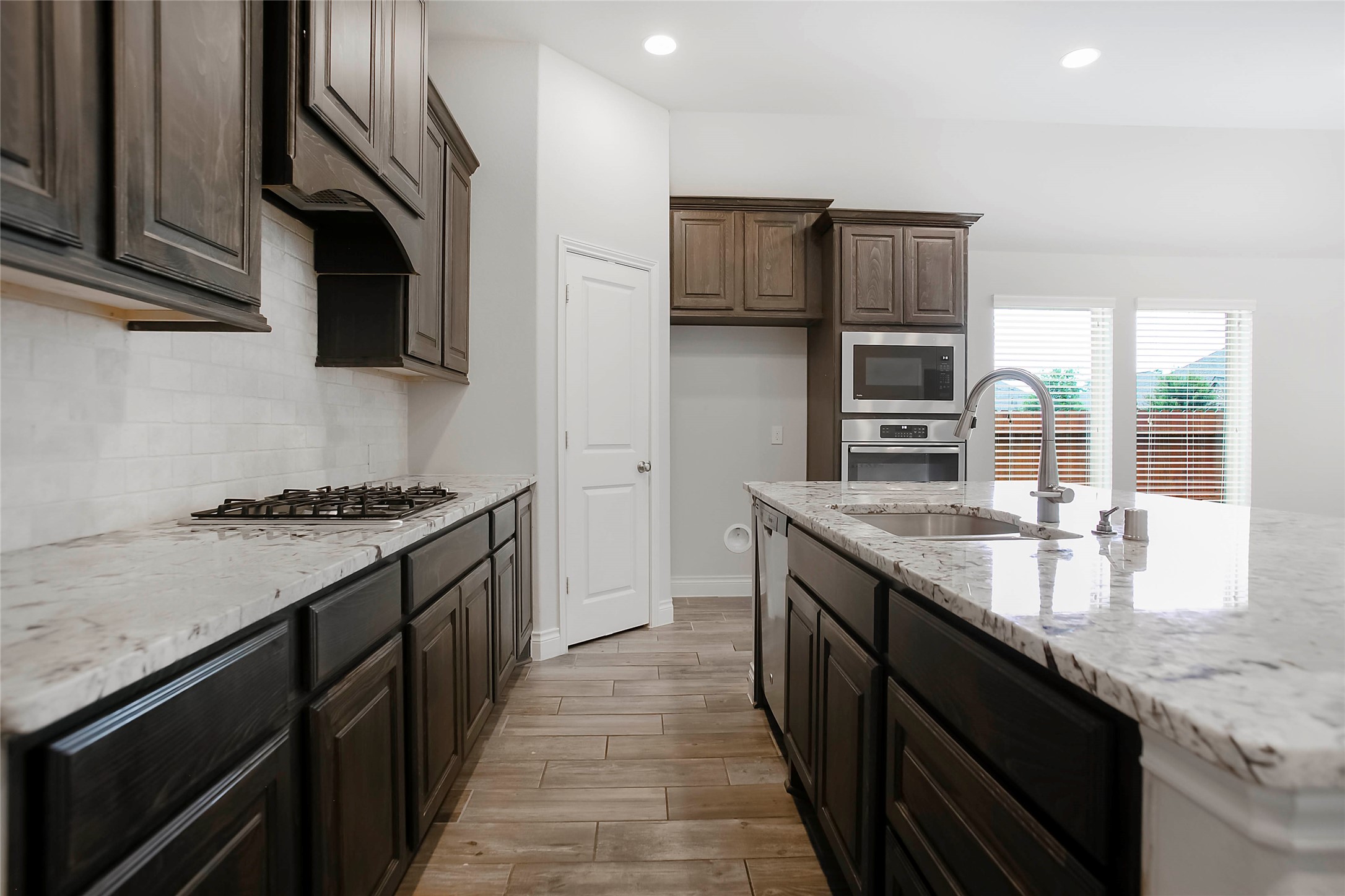 28203 Checker Bend Lane Spring, TX 77386 - Photo 12 of 45